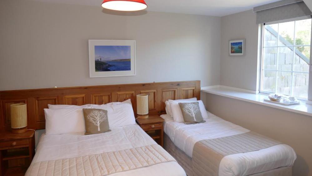 Avonmore House Guest Accommodation Йол Екстер'єр фото