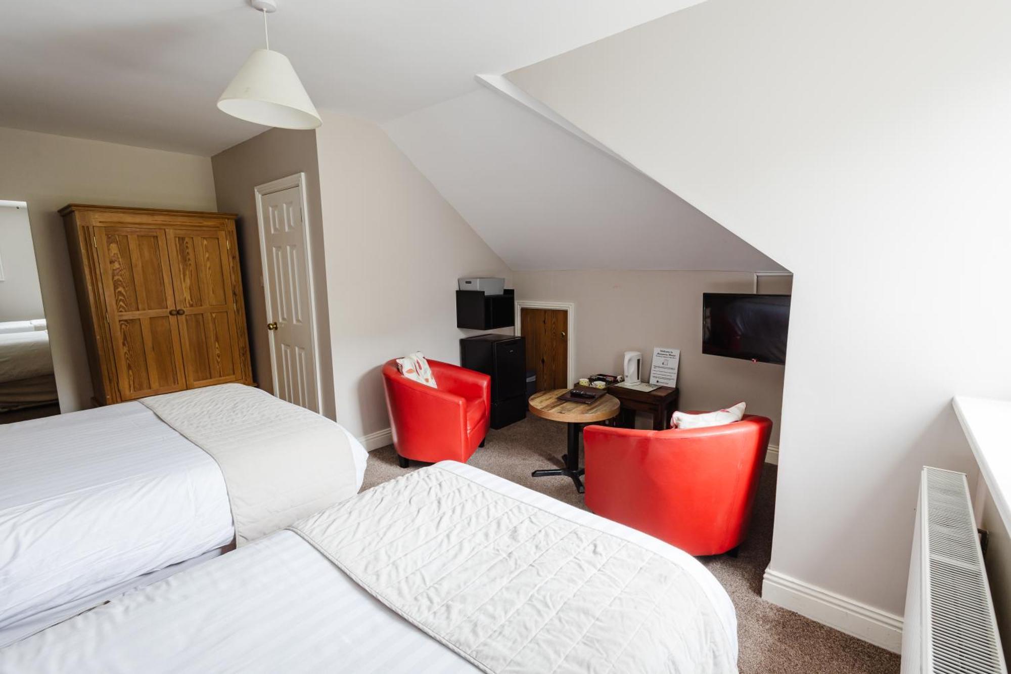 Avonmore House Guest Accommodation Йол Екстер'єр фото